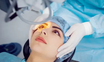 Pre-Printed Consent Form Without Disclosure Of Risk Of Vision Loss Not Valid Informed Consent; Ophthalmic Surgeon Liable For Deficiency In Service: Maharashtra State Commission