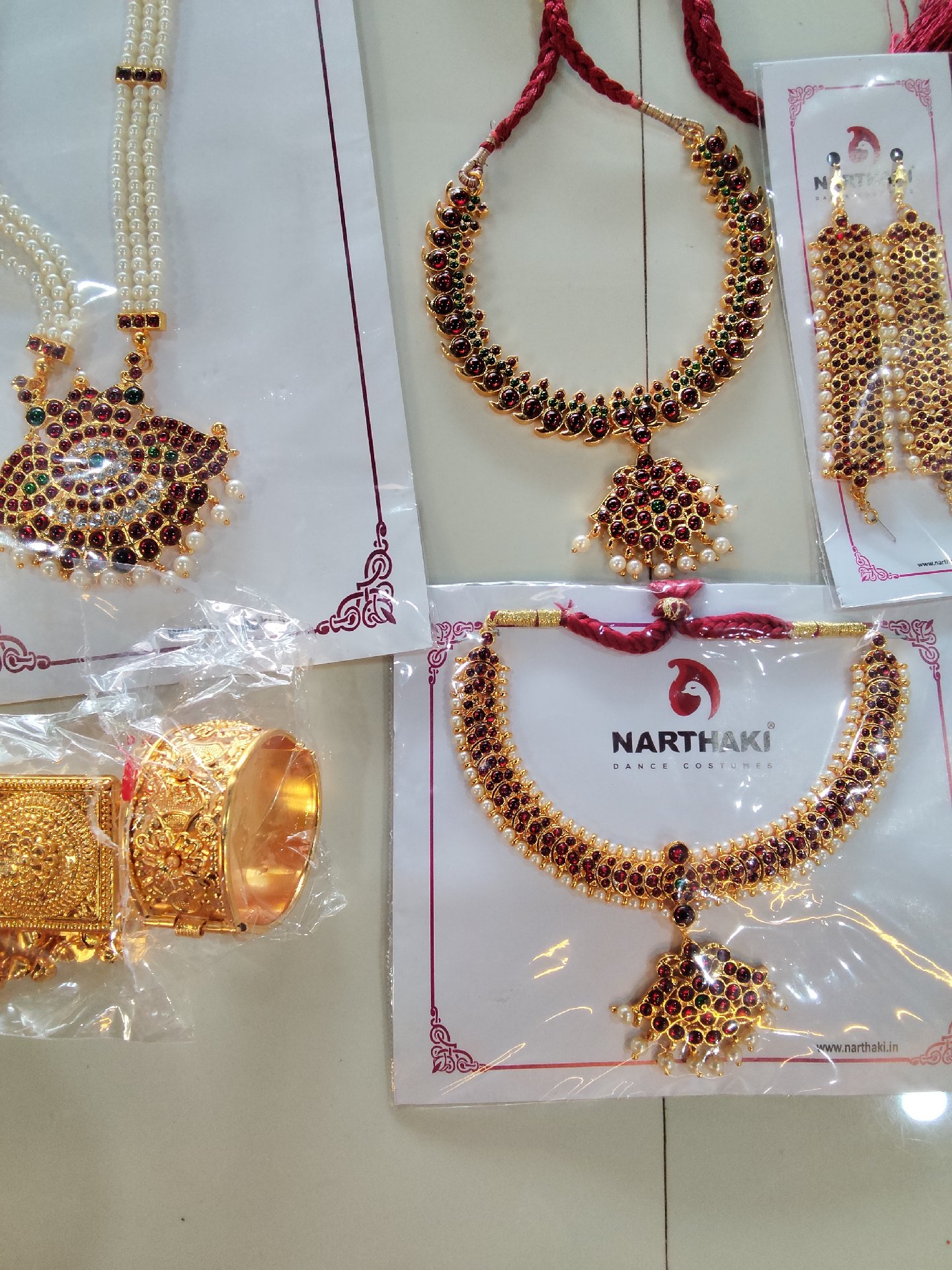 Bharathanatyam Ornaments for rent in Kochi