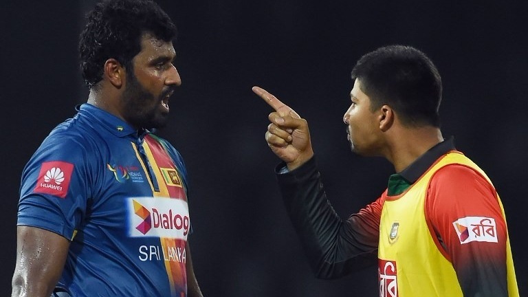 Thisara Perera_Nurul Hasan BANvSL: टीम के 'हुड़दंग' के बाद सामने आई बांग्लादेशी कप्तान शाकिब अल हसन की सफाई