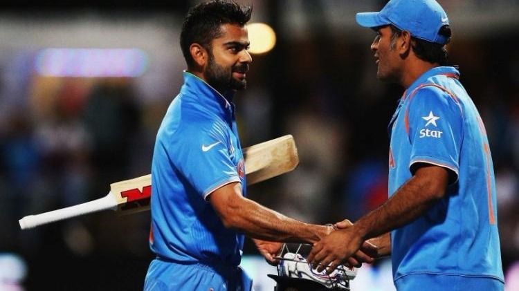 Dhoni_Virat BLOG: धोनी को क्यों मिलेंगे विराट कोहली से कम पैसे?