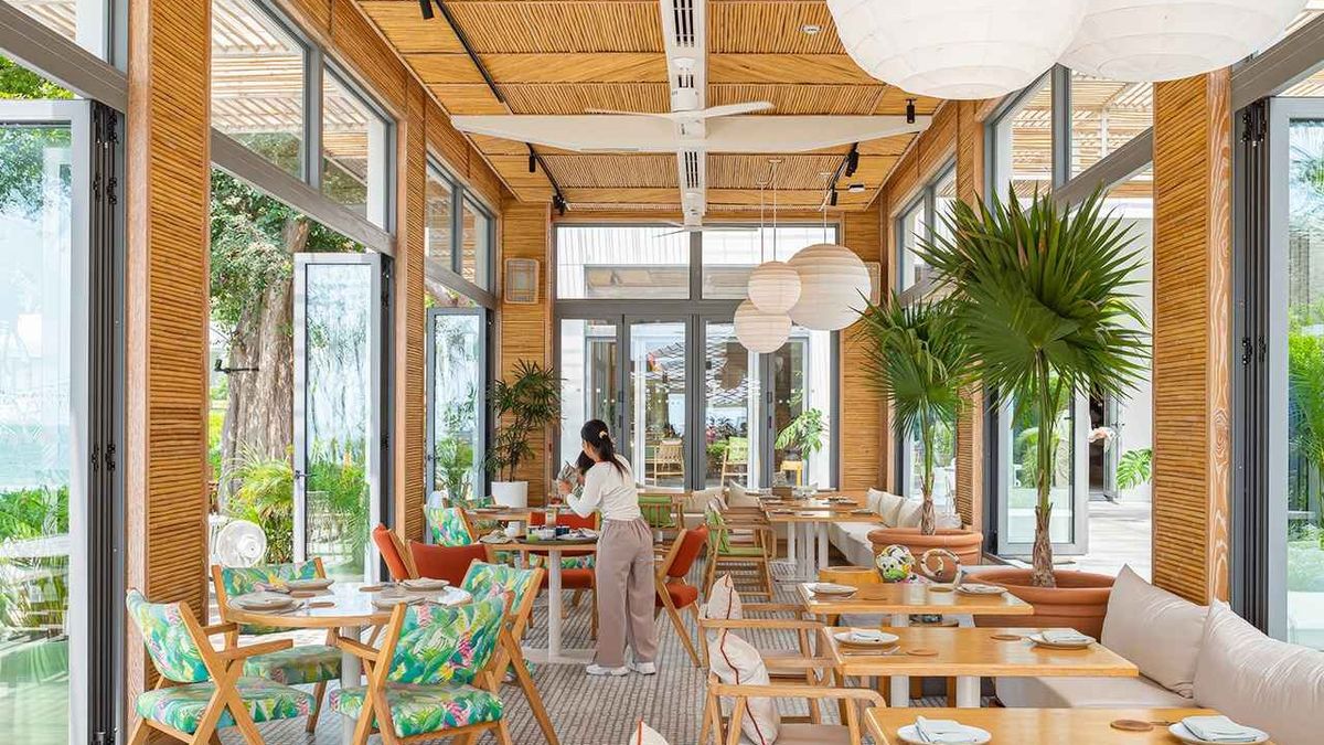 Best All Day Dining Restaurant