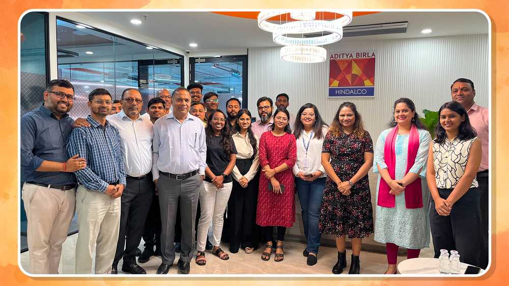 A group picture of Hindalco employees and Atypical's employees after the session.