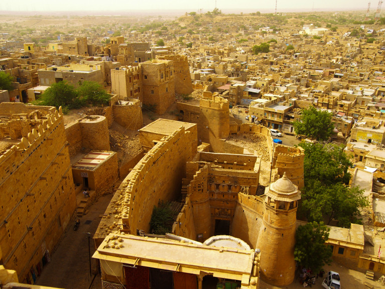 Jaisalmer to Delhi Taxi