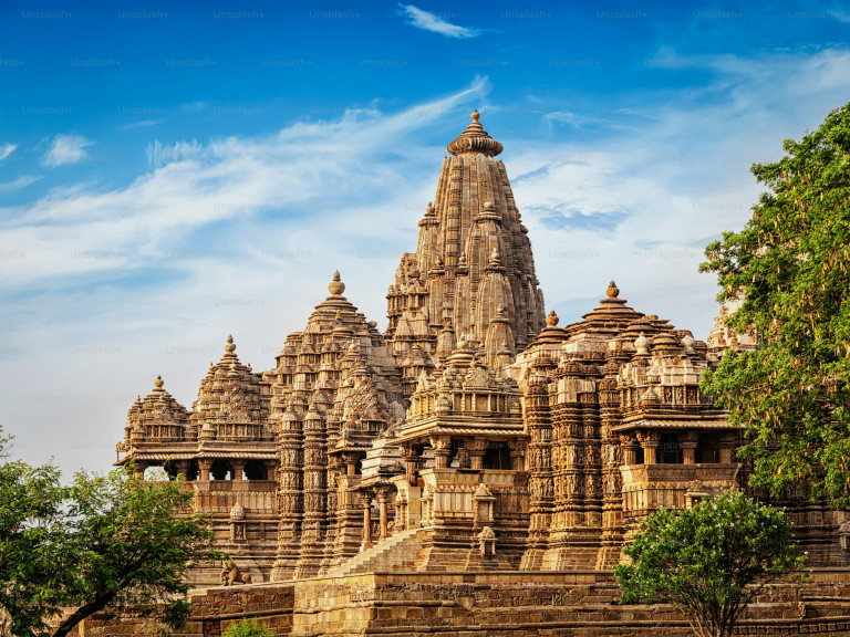 Taxi Service in Khajuraho