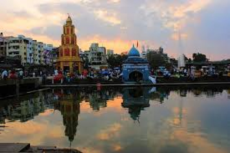 Nashik Maharashtra  to Jewar Airport  Taxi