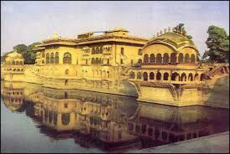 Taxi Service in Bharatpur