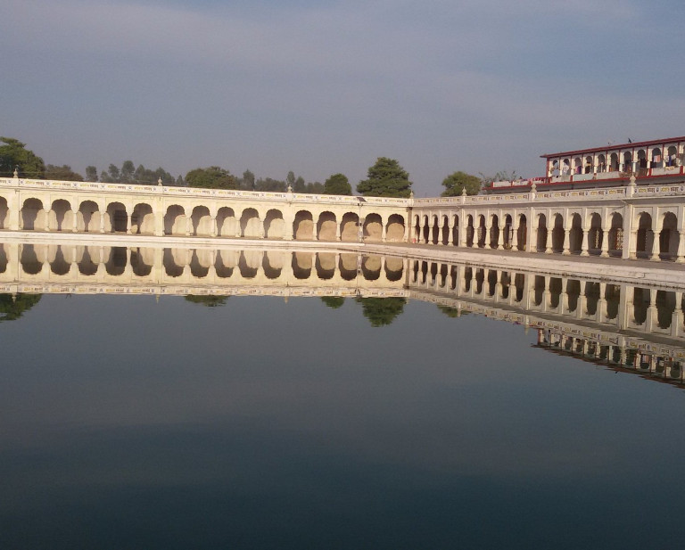Sitarganj  to Delhi Airport  Taxi
