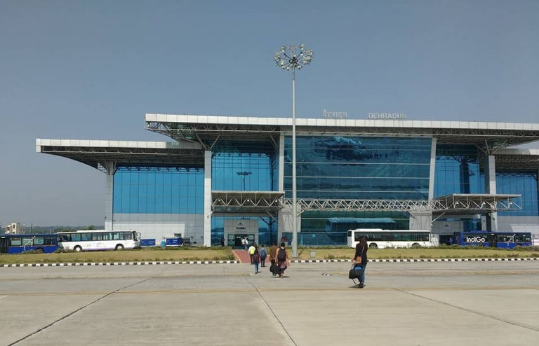 Jolly Grant Airport (DED) Dehradun to Noida Taxi