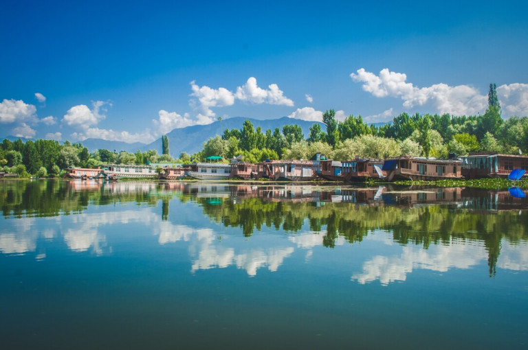 Srinagar to Jolly Grant Airport (DED) Dehradun Taxi