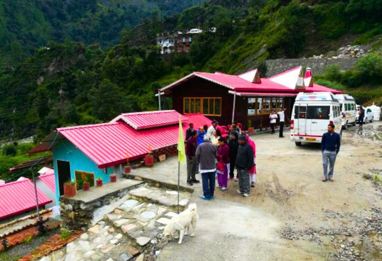 Sitapur to Jolly Grant Airport (DED) Dehradun Taxi