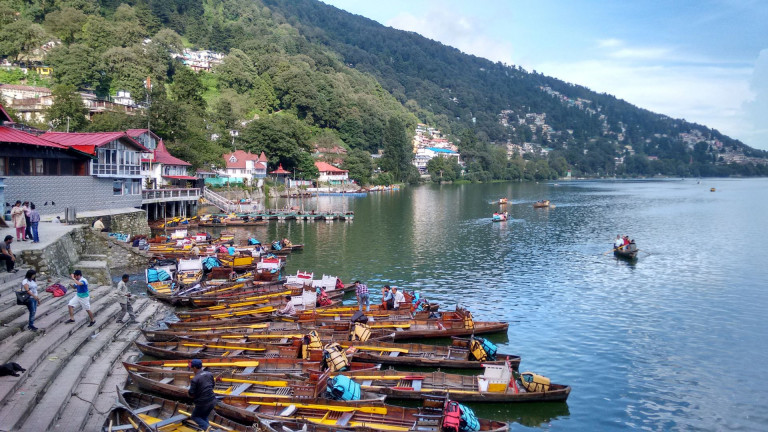 Gurgaon to Nainital Taxi