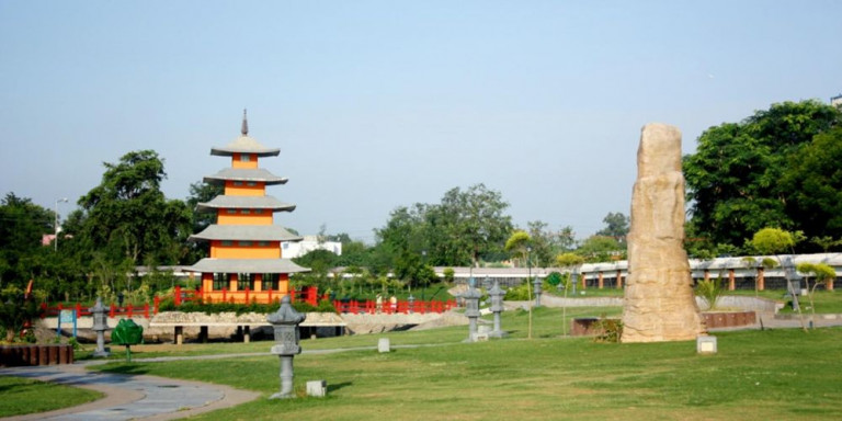 Chandigarh to Hoshiarpur Taxi