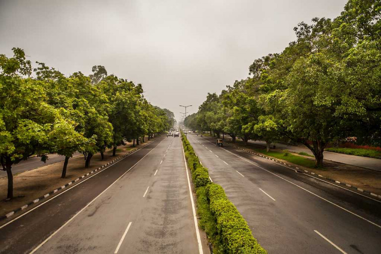 Chandigarh Airport to Hamirpur Taxi
