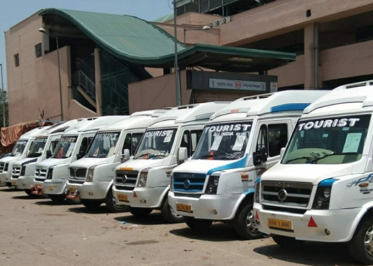 Luxury Tempo Traveller