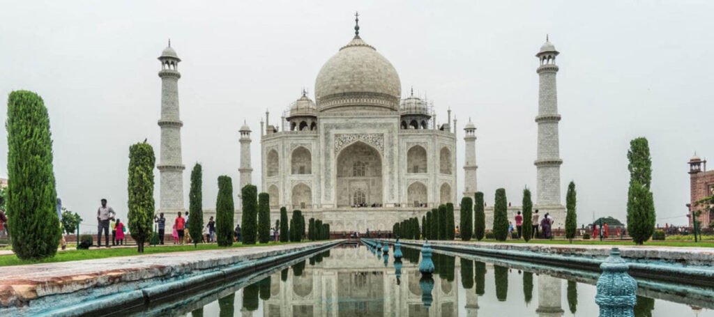 Golden Triangle Tour With Varanasi 1 gtt01.jpg