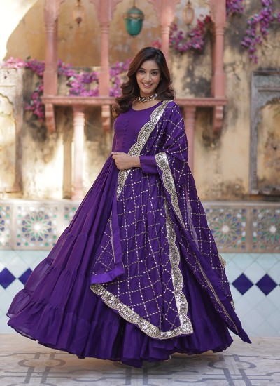 Women-Gown-thumbs-400X551.jpg