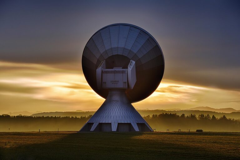 raisting-satellite-1010862_1280.jpg
