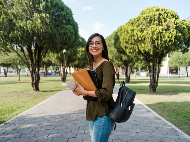 istockphoto-1161222772-612x612.jpg