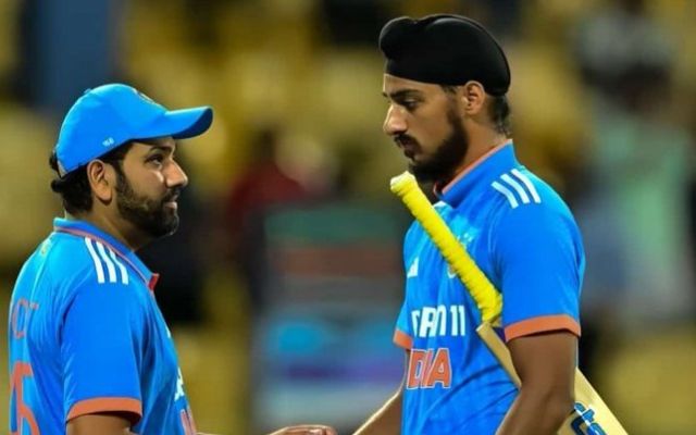 SL vs IND मैच खत्म होने के बाद अर्शदीप को गुस्से में घूरते हुए नजर आए कप्तान रोहित फोटोज हुई सोशल मीडिया पर वायरल