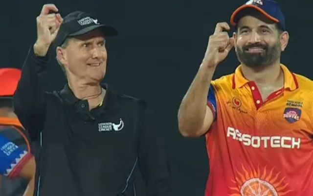 LLC 2024: इरफान पठान ने की बिली बोडेन के ‘क्रुक्ड फिंगर ऑफ डूम’ सिग्नल की नकल, वीडियो ने जीता दिल