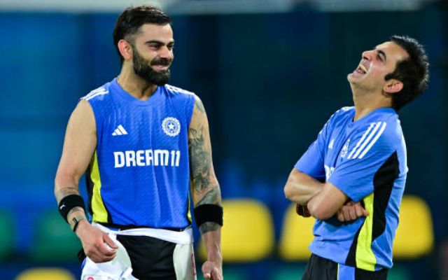 जब गौतम गंभीर ने विराट कोहली को दे दिया था अपना मैन ऑफ द मैच अवॉर्ड देखें पुराना वीडियो