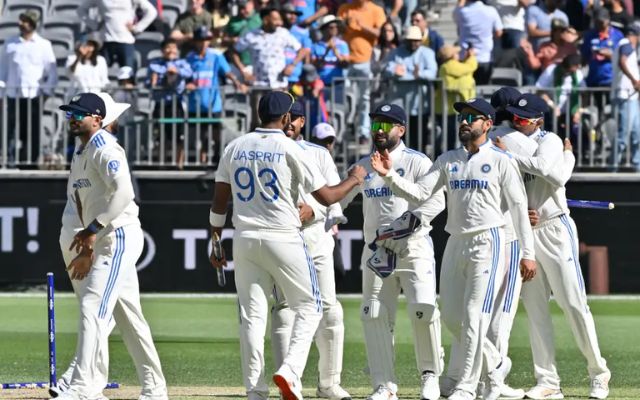 AUS vs IND: रोहित-गिल की वापसी, इन दो प्लेयर्स का कटेगा पत्ता, देखिए पिंक बॉल टेस्ट के लिए भारत की संभावित प्लेइंग XI