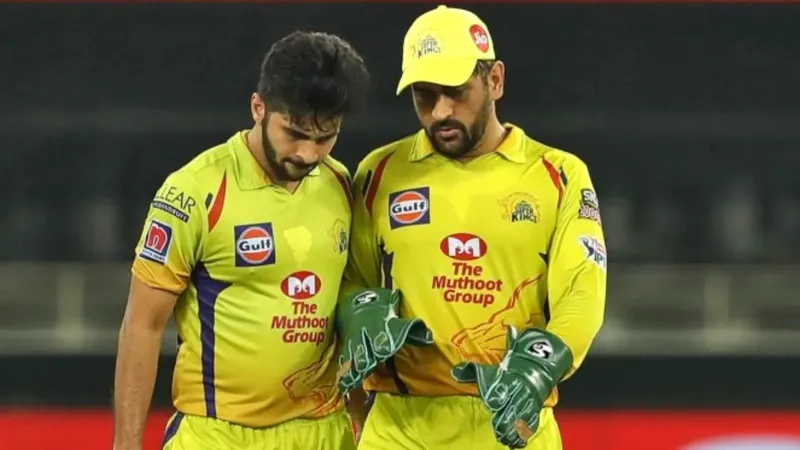 धोनी से ‘जलन’ के चक्कर में गौतम गंभीर कर देंगे इन 3 खिलाड़ियों का करियर बर्बाद?