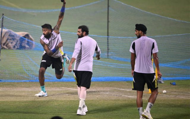 ओस से निपटने के लिए टीम इंडिया ने बनाया खास प्लान, प्लेइंग XI में भी हो सकते हैं बड़े बदलाव