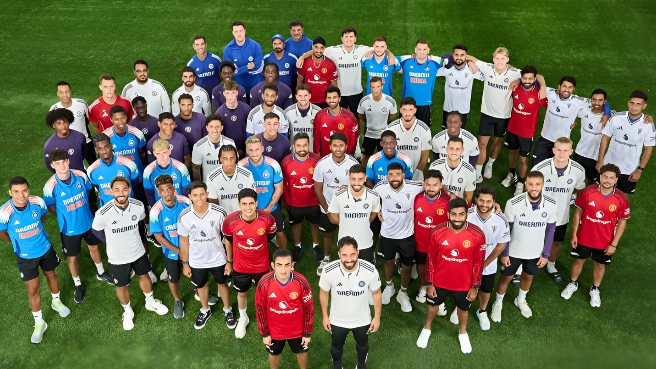 ENG vs IND 2025 Indian team meets Manchester United players ahead of fourth Test, pictures goes viral