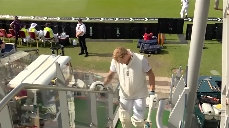 [Watch] ENG vs IND 2025 Ben Stokes returns to bat after retiring hurt earlier in Manchester Test, fans breathe a sigh of relief