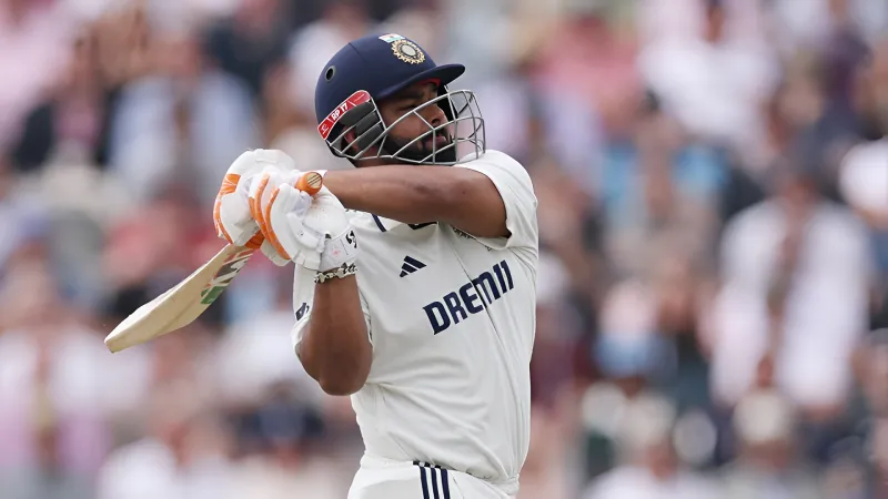 ENG vs IND 2025 Rishabh Pant leaves to standing ovation after heroic knock on fractured foot