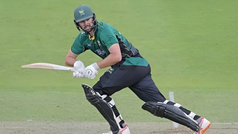 Former New Zealand international Tom Bruce joins Scotland