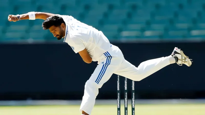 ‘He spent a lot of time with me’ – Khaleel Ahmed reveals how Irfan Pathan helped him after hernia surgery