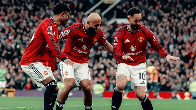 Manchester United vs Tottenham Hotspur Prediction | Premier League 2025/26 | EPL Prediction | Feb 07 – Can Red-Hot United Heap More Misery on Struggling Spurs?