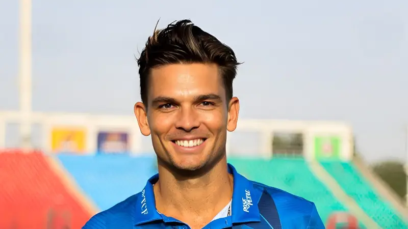 Lahore Qalandars vs Islamabad United Highlights, 16th Match | Apr 09: Lahore’s Middle Order Exposed, 10.2-Over Chase Ends It before It Starts