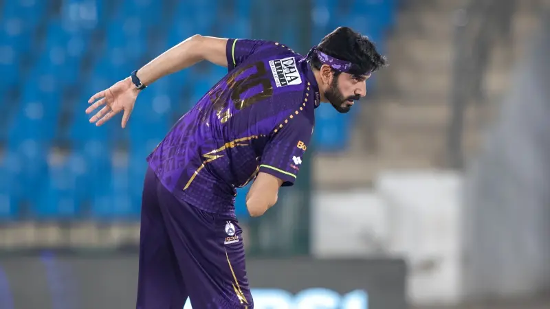 Lahore Qalandars vs Quetta Gladiators Highlights, Quetta Gladiators Apr 17 Usman Tariq's Spell Sinks Lahore as Quetta Romp To 6-Wicket Win