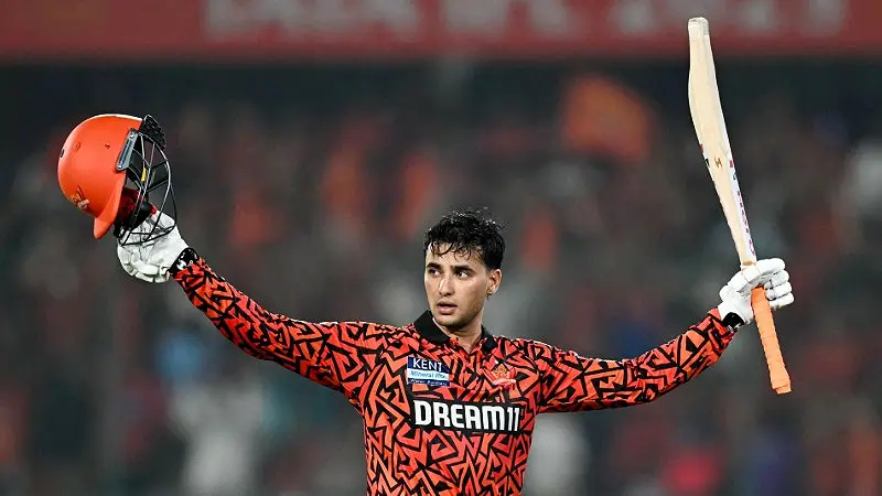 Sunrisers Hyderabad vs Delhi Capitals Highlights, IPL 2026: Abhishek Sharma Tears Delhi Capitals Apart with Unbeaten 135