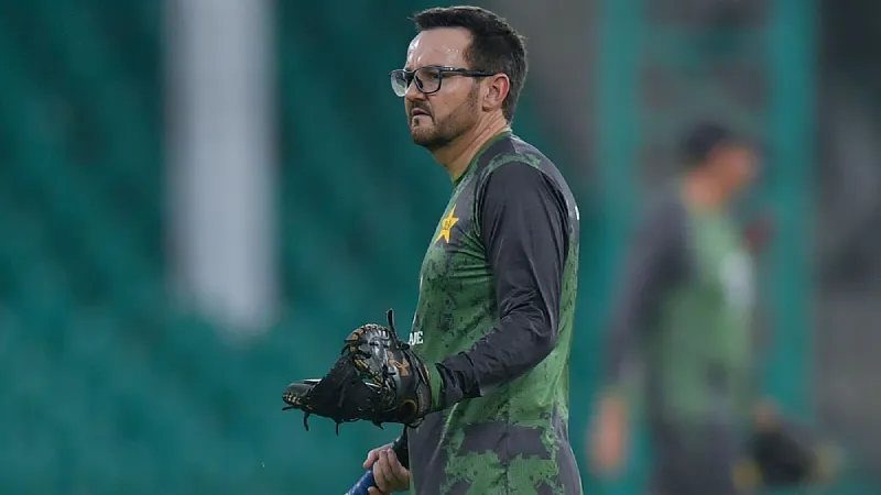 Mike Hesson defends Pakistan's pitches after winning first Australia ODI