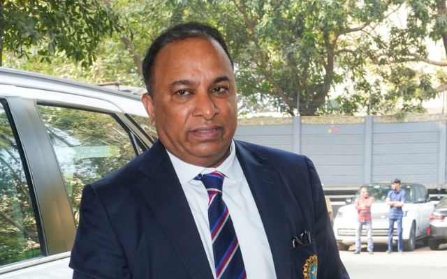 BCCI सालाना चुकाता है ₹3,000 करोड़ टैक्स, स्पोर्ट्स गवर्नेंस एक्ट केस के बीच सचिव देवाजीत सैकिया का खुलासा