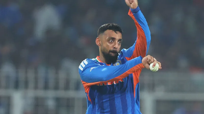 Varun Chakravarthy will be tough to handle, says Shane Bond