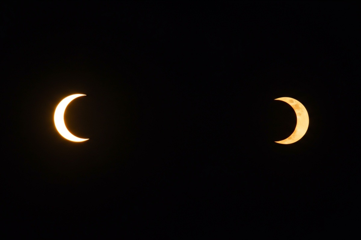 सितंबर में 2 बड़े ग्रहण: सूर्य और चंद्र ग्रहण का आपकी राशि पर क्या होगा असर? illustration