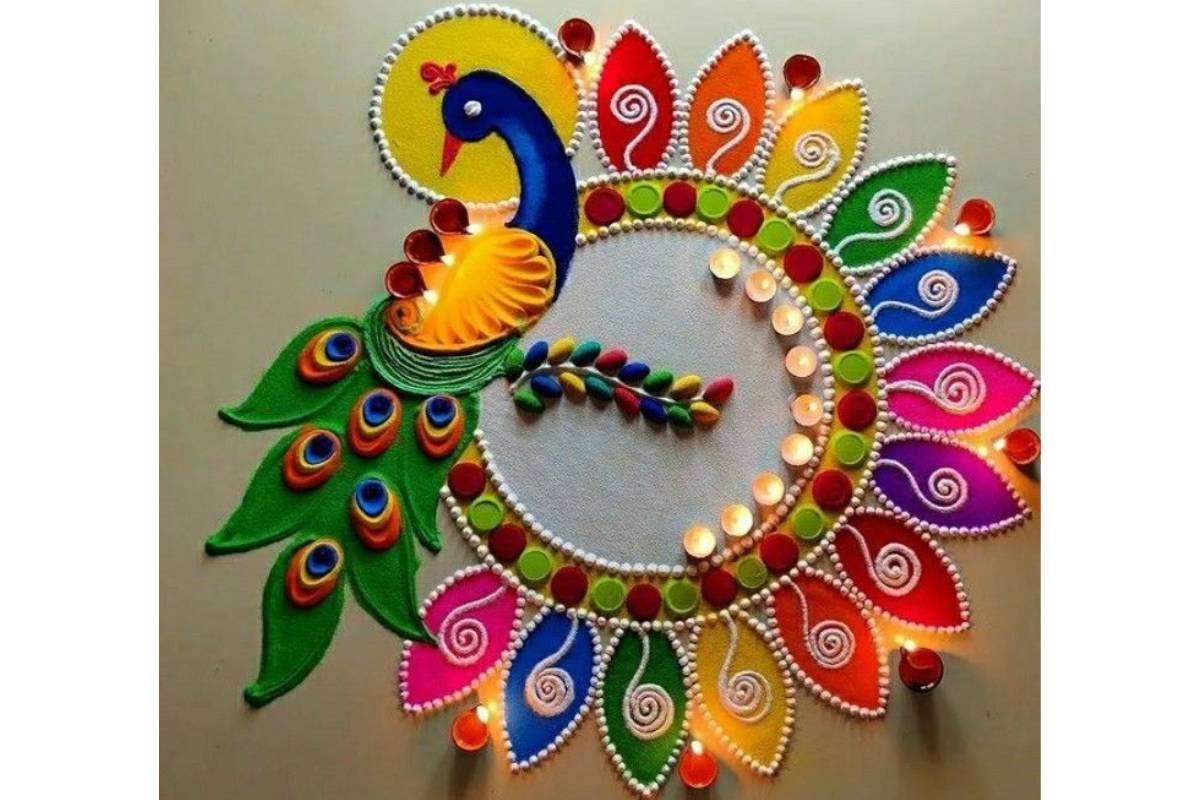 Beautiful Rangoli Designs For Office: ऑफिस को दे एकदम दिवाली वाली वाइब - बनाएं ये 5 खूबसूरत रंगोली डिजाइन 6 Easy Peacock Rangoli Design Min