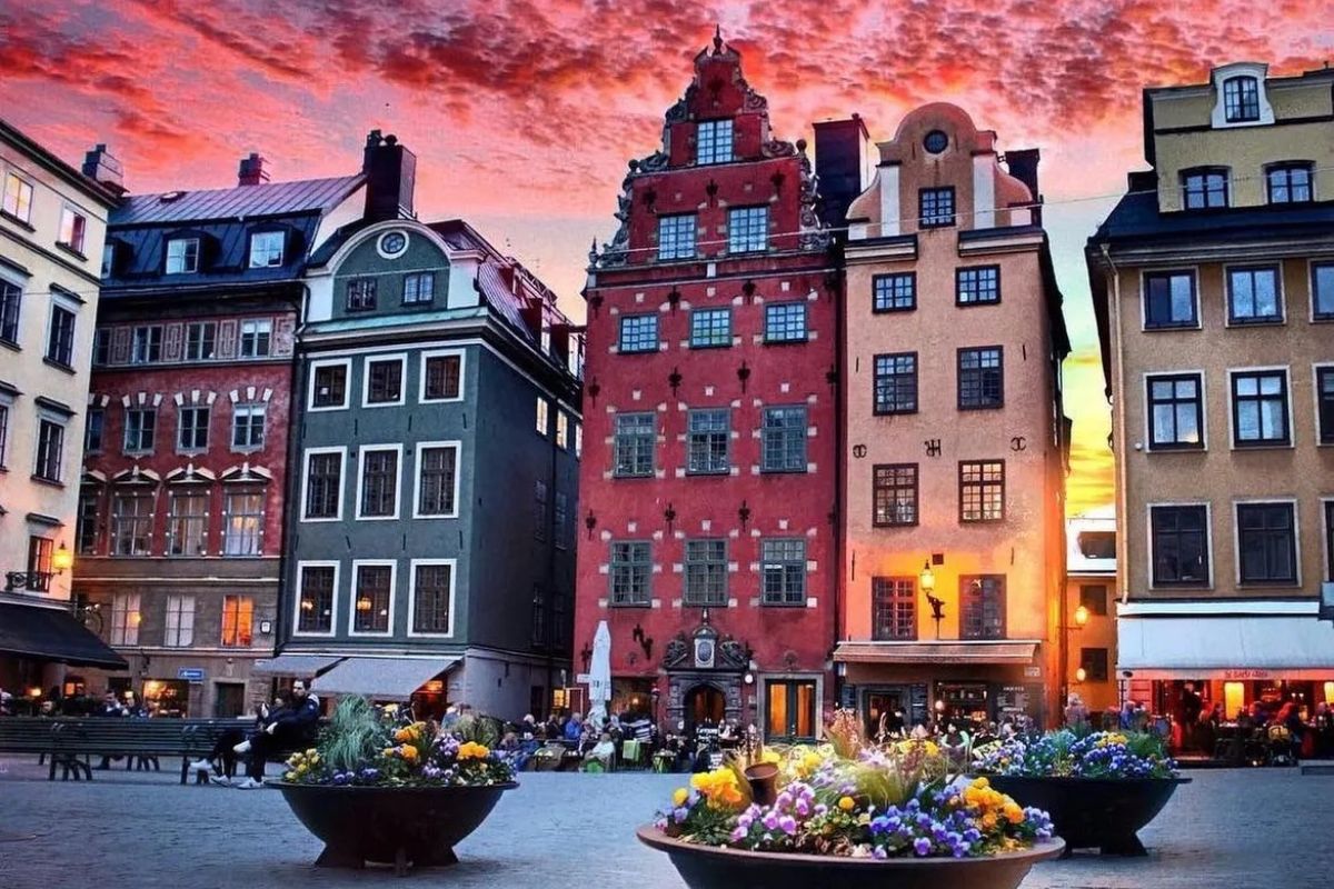 यह यूरोपीय देश बना दुनिया का पहला कैशलेस देश, 99% से ज्यादा कैशलेस लेनदेन होते हैं 2 स्टॉकहोम, स्वीडन