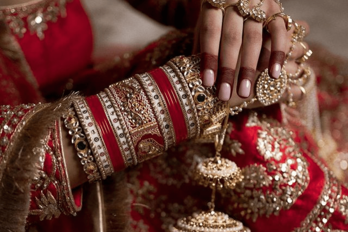 Traditional Bridal Bangles Look
