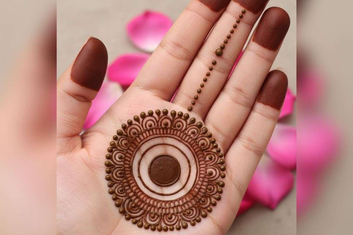 gol tikki mehndi design