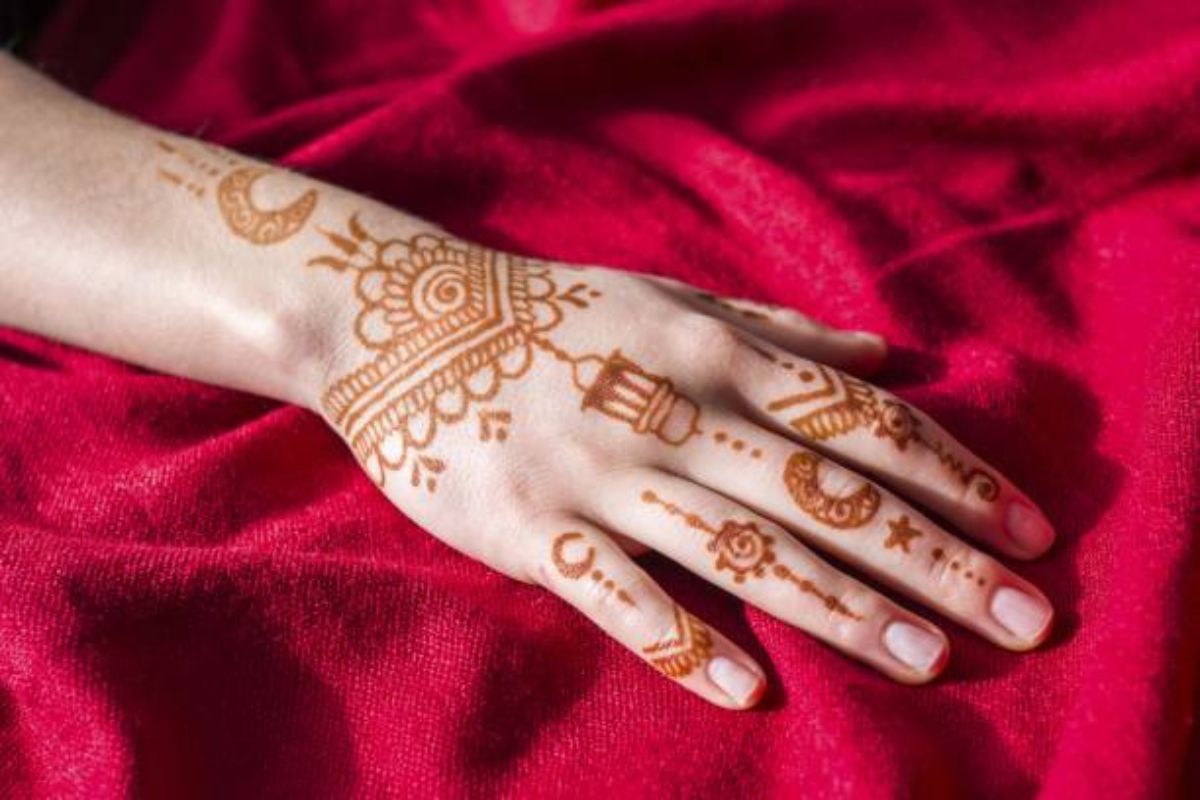Chand Tatoo Mehndi Design