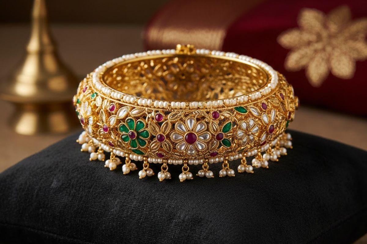 Gold Plated Kundan Bangle Bracelet