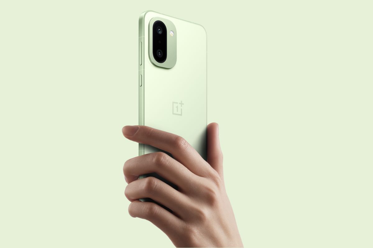 OnePlus 15R First Sale धमाका, मिल रहा 3000 रुपये सस्ता, साथ में Nord Buds 3 बिल्कुल फ्री