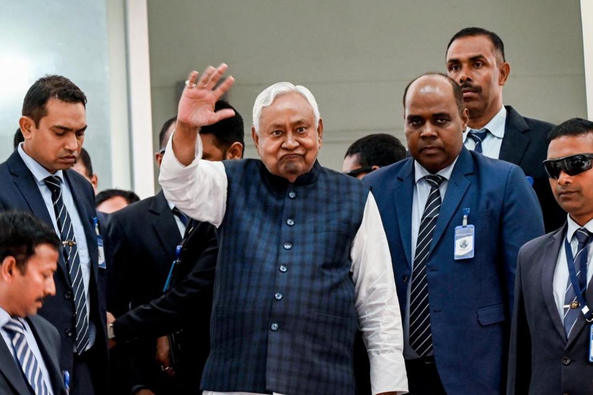 CM नीतीश के कार्यक्रम का बदला पैटर्न, अब सिर्फ 3 लोगों को देंगे लेटर… नो लाइव स्ट्रीमिंग, नो मीडिया