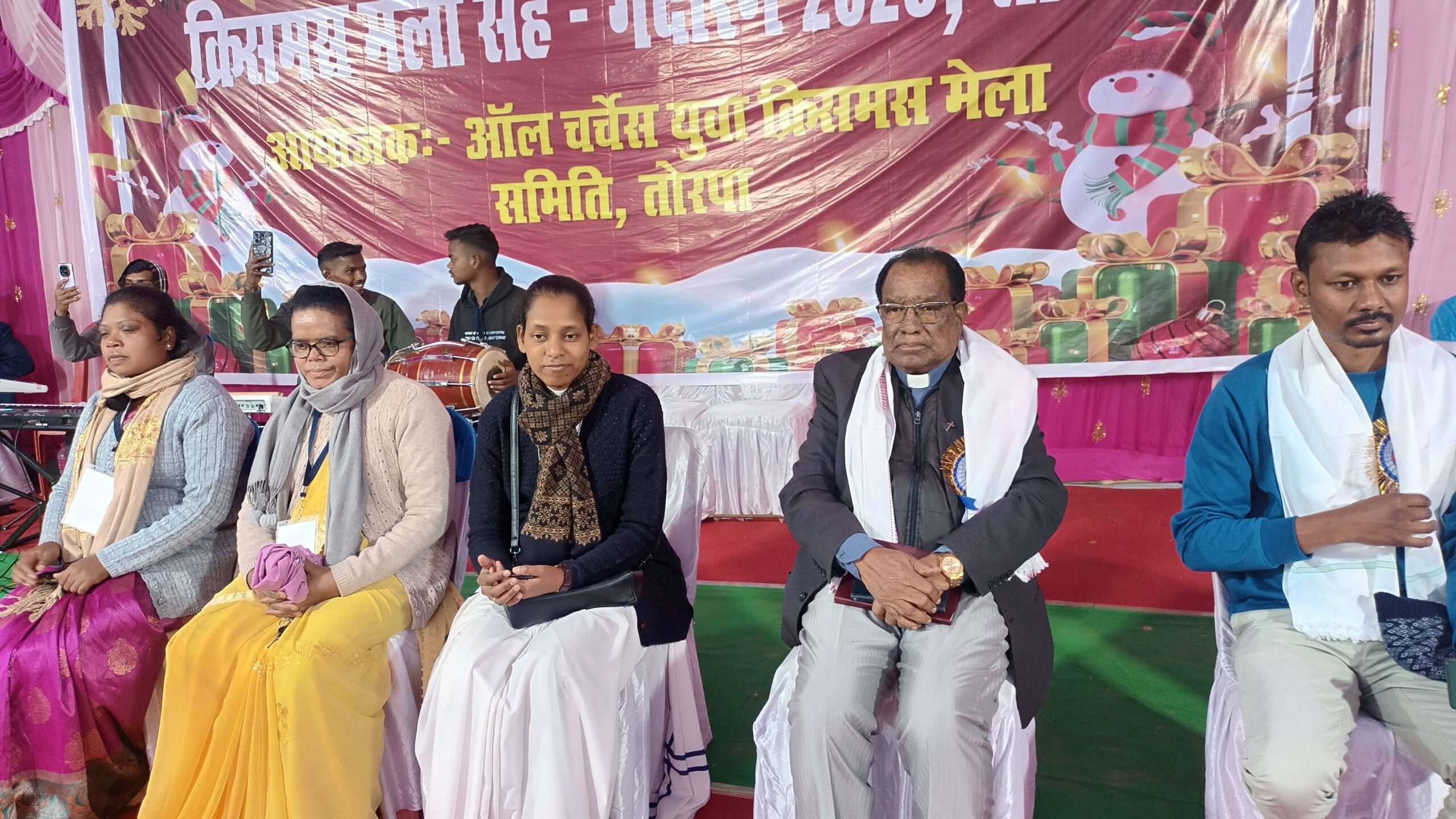 मानव की मुक्ति के लिए येशु का जन्म हुआ : फादर बागे